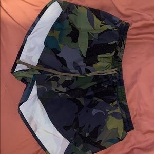 Old navy camo active shorts